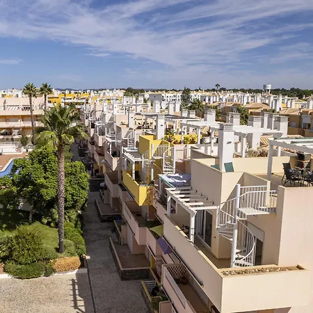 Everlyn Apartment, De Tavira
